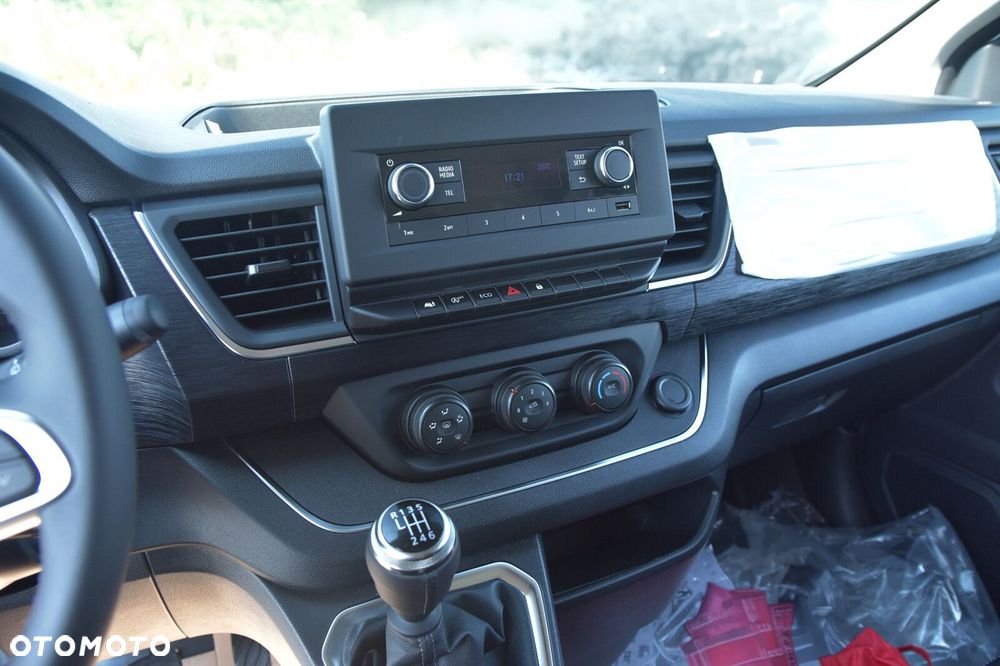 Renault Trafic - 18