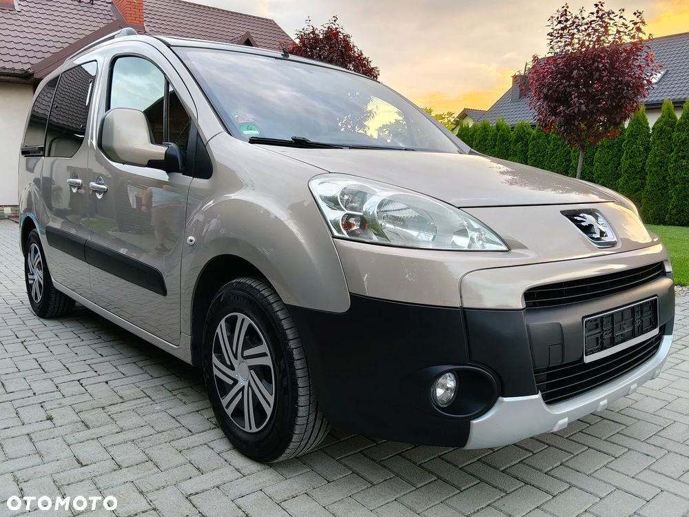 Peugeot Partner 110 Tendance mit Familien-Paket - 17