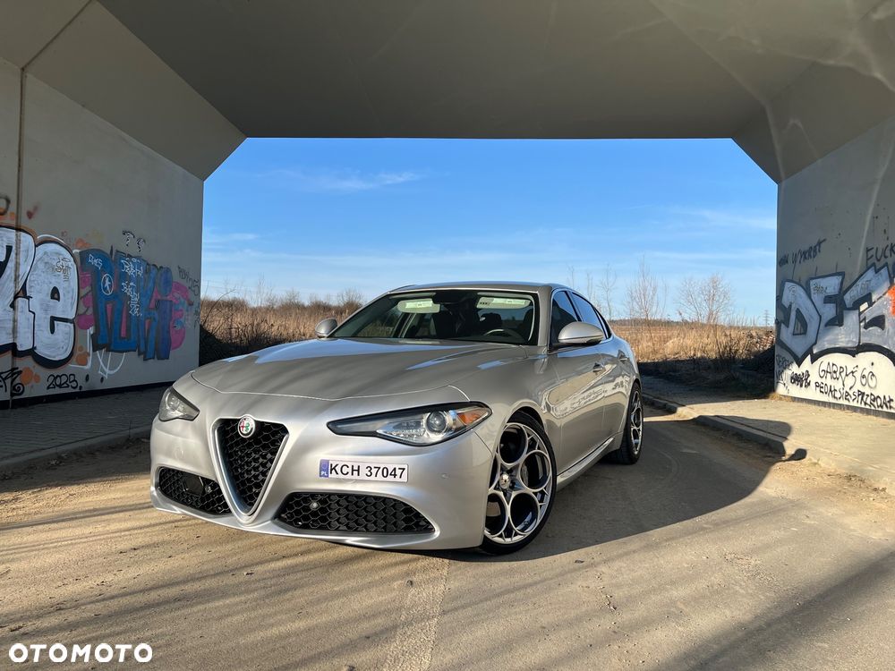 Alfa Romeo Giulia 2.0 Turbo 16V AT8 Veloce Ti - 1