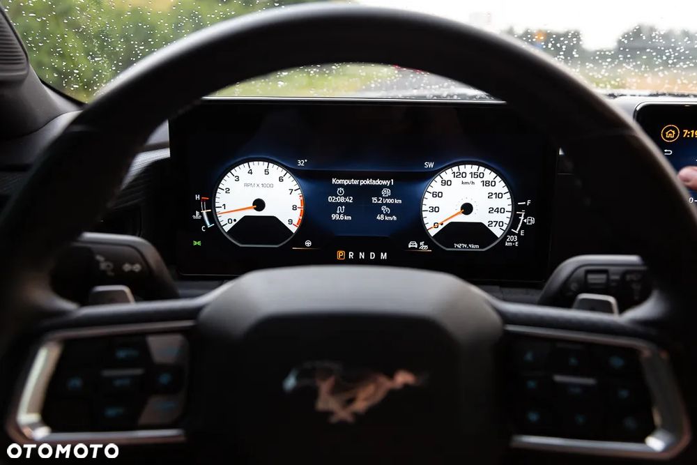 Ford Mustang - 27