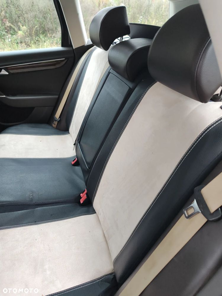 Volkswagen Passat - 17