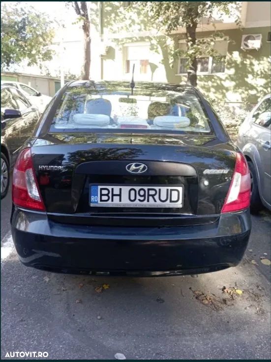 Hyundai Accent MC 14 DOHC 4DR GL CLASSIC - 2