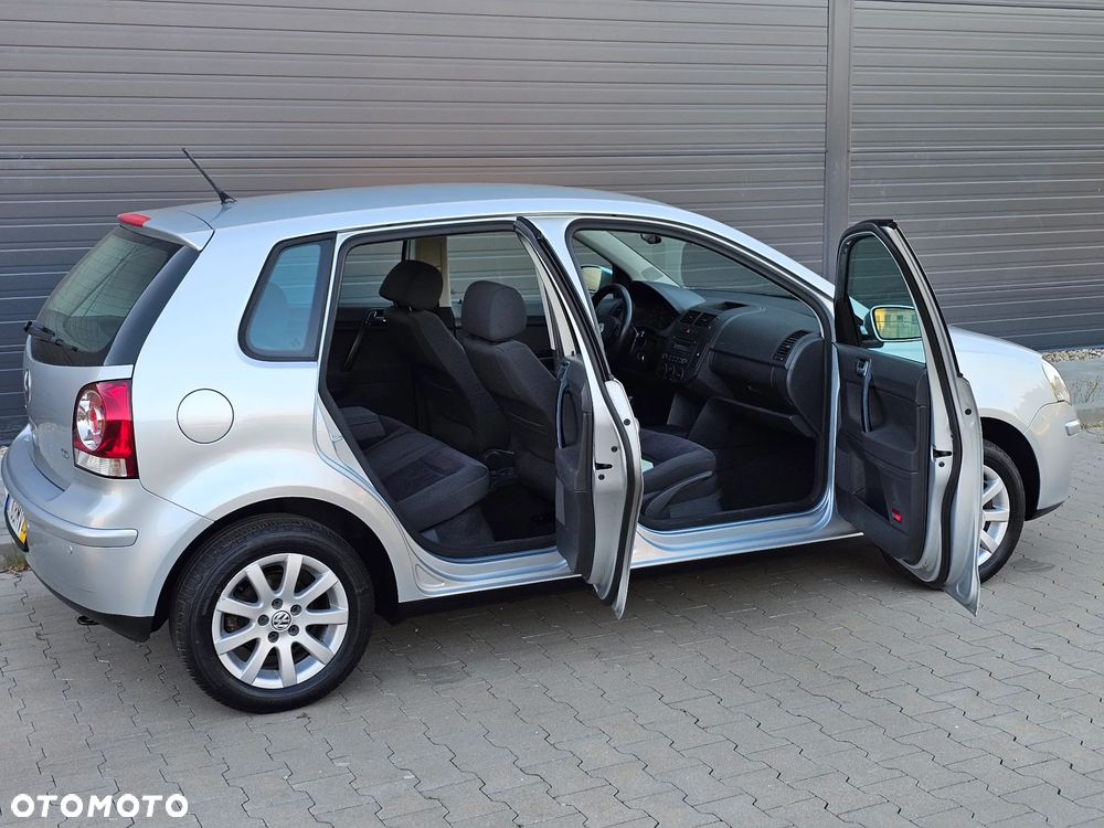 Volkswagen Polo 1.4 Highline - 39
