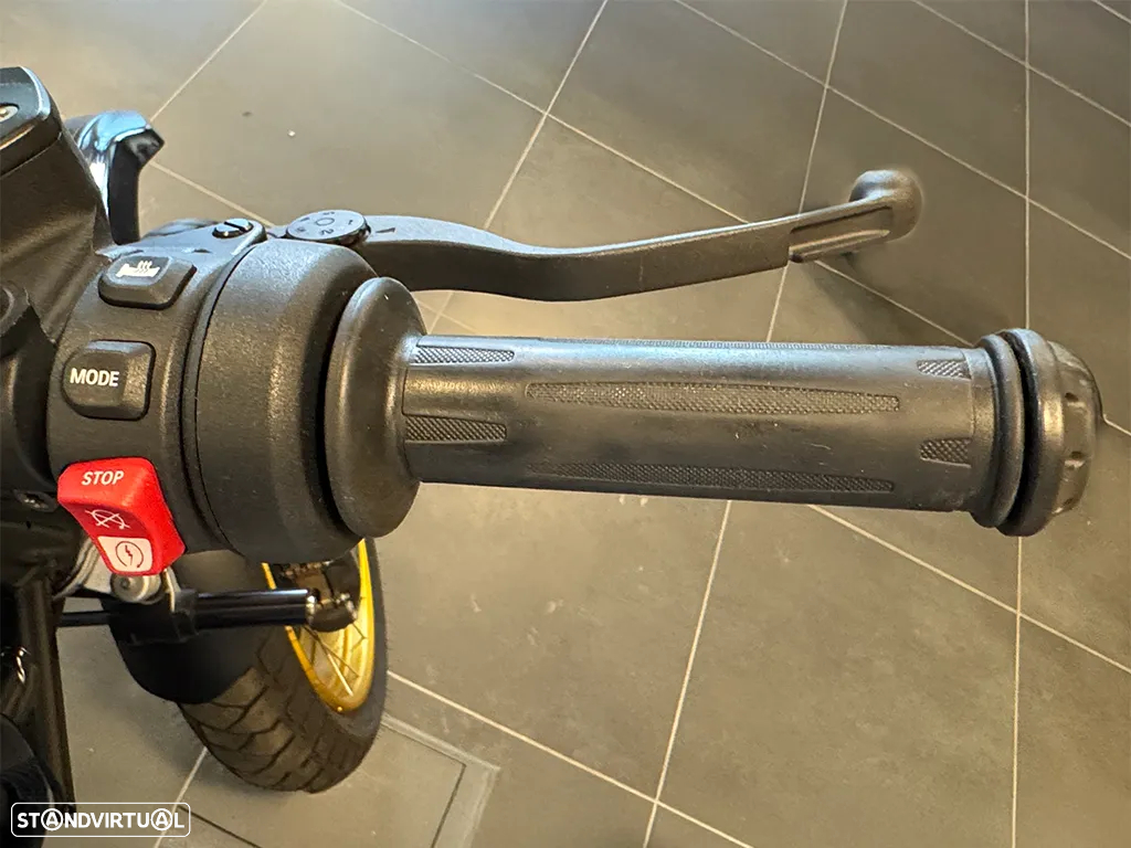 BMW R nineT - 4