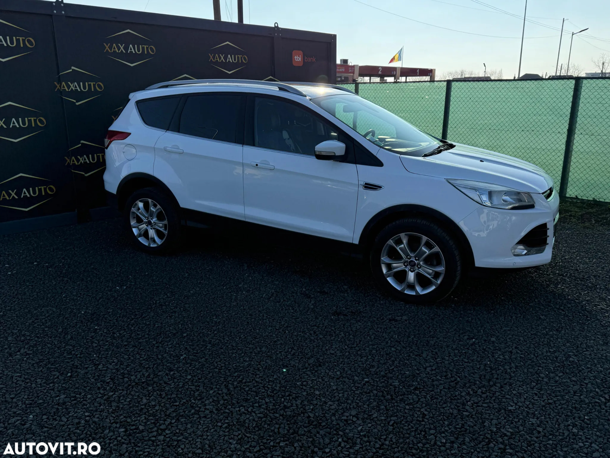 Ford Kuga 2.0 TDCi 4WD Powershift Trend - 16