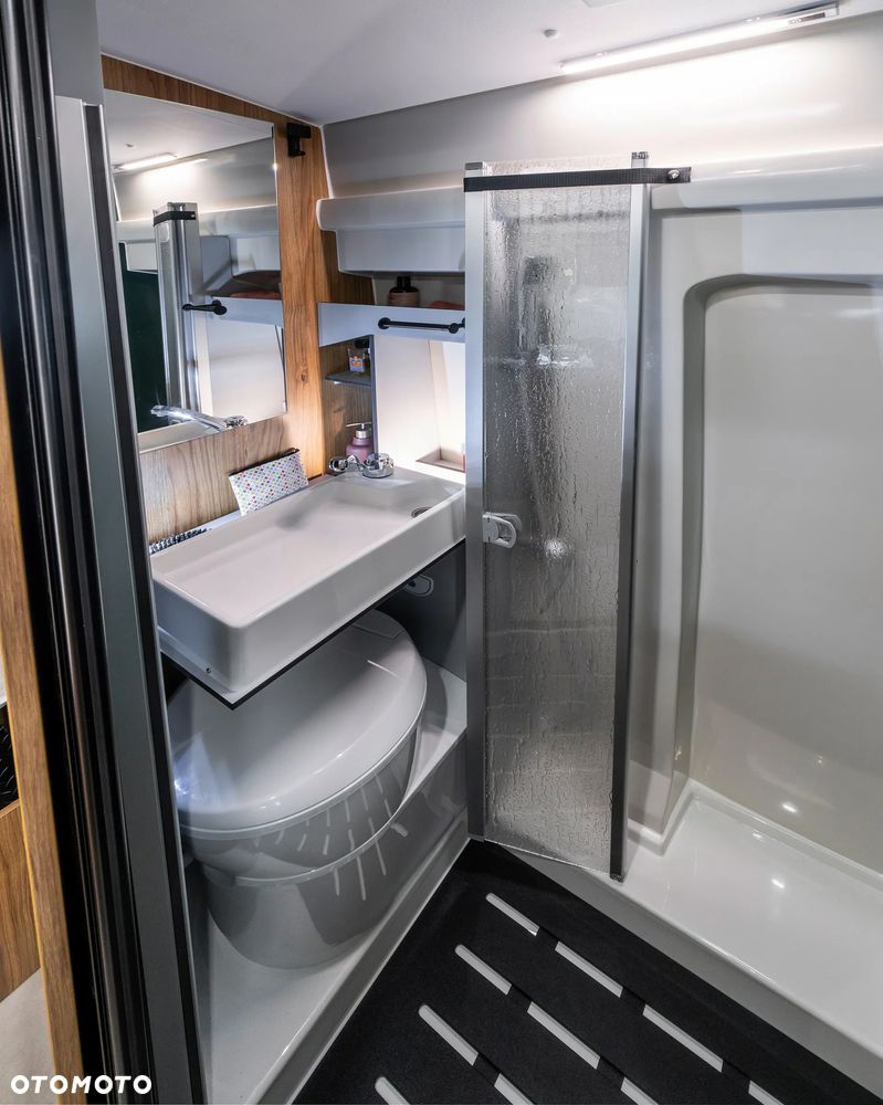 Karmann-Mobil Dexter 560 - 9