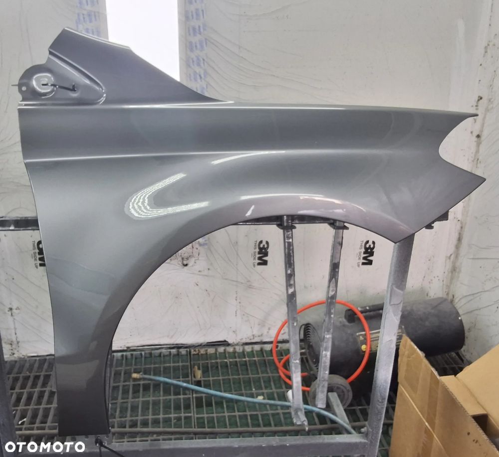 MERCEDES B-KLASA W246 PRAWE PRZEDNIE TYLNE DRZWI BŁOTNIK W KOLOR 787 DO MONTAŻU W ORYGINALE - 2