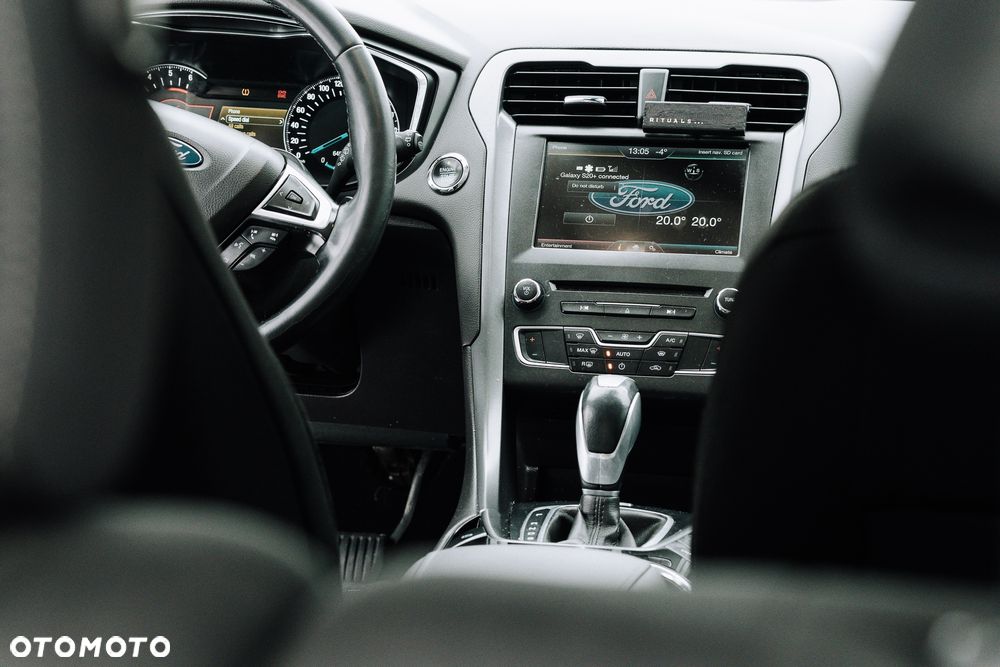Ford Mondeo 2.0 TDCi Titanium PowerShift - 18