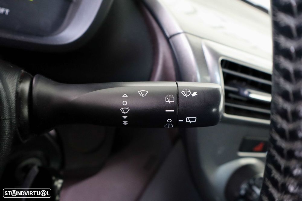 Toyota iQ 1.0 VVT-i Essential - 15