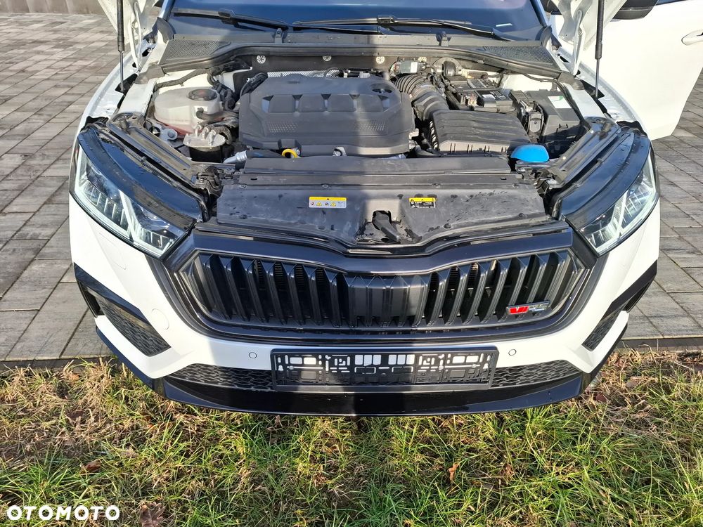 Skoda Octavia 2.0 TDI DSG RS - 9