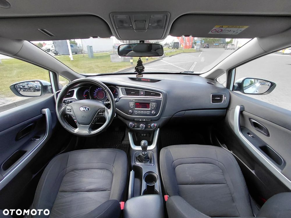 Kia Ceed 1.4 M - 12