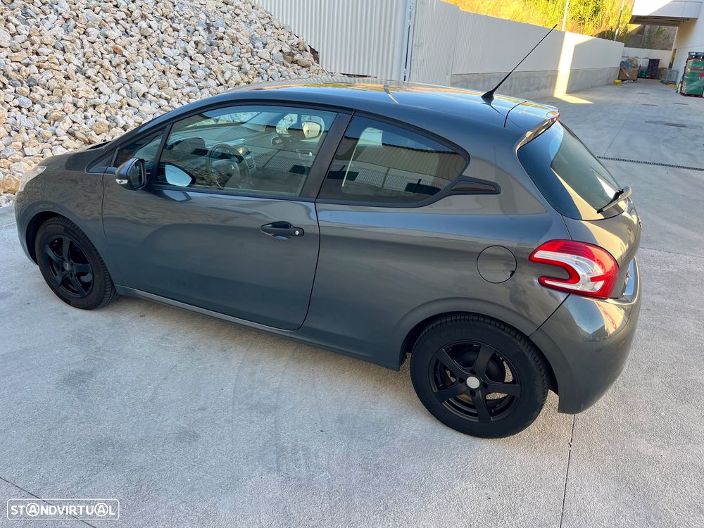Peugeot 208 PureTech 82 Active - 26