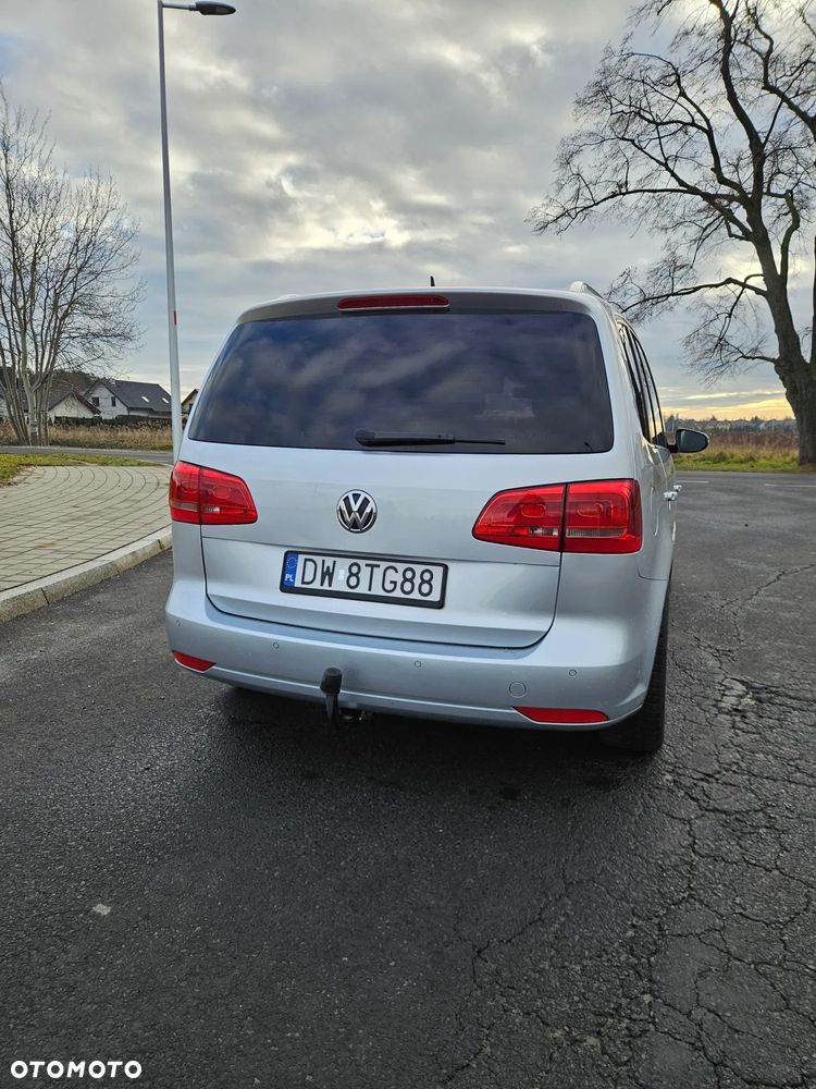 Volkswagen Touran 2.0 TDI DPF DSG Highline - 6