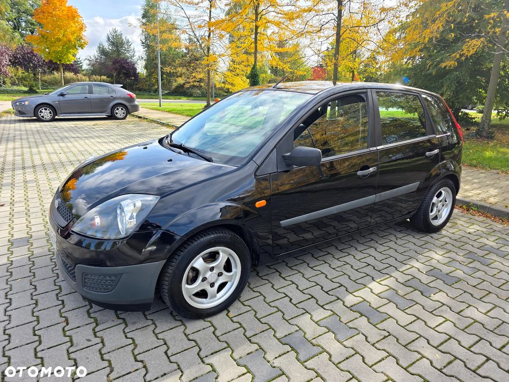 Ford Fiesta 1.25 Ambiente - 1
