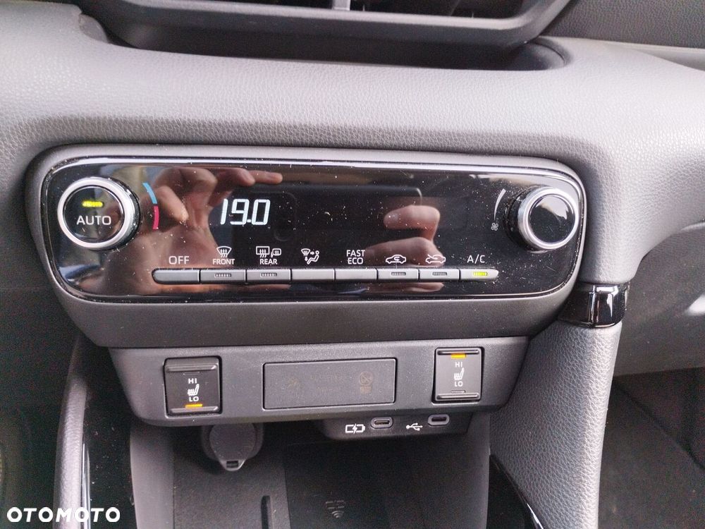 Toyota Yaris - 19
