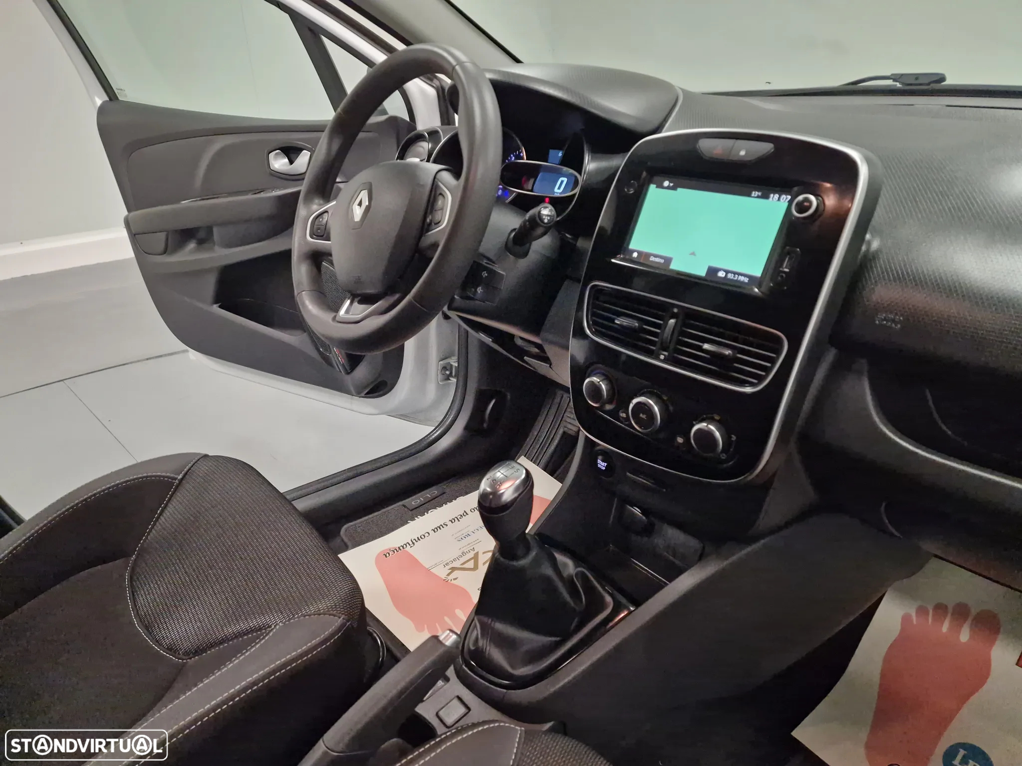 Renault CLIO SOCIETE 1.5DCI 90CV ZEN GPS IVA DEDUTIVEL - 42
