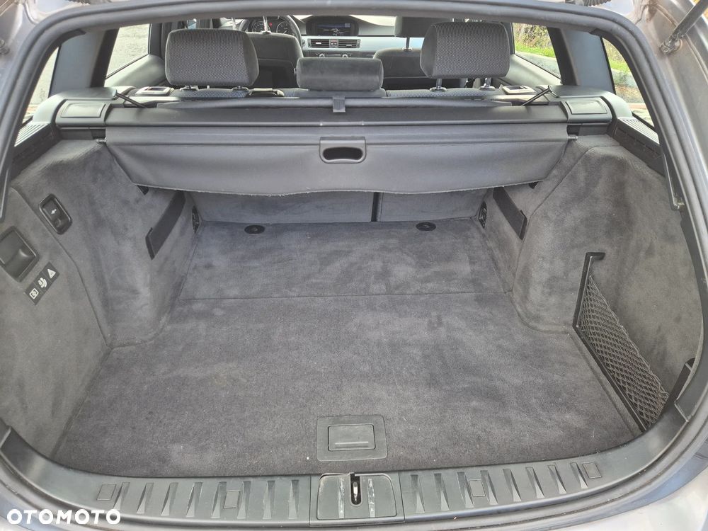 BMW Seria 3 320d - 16