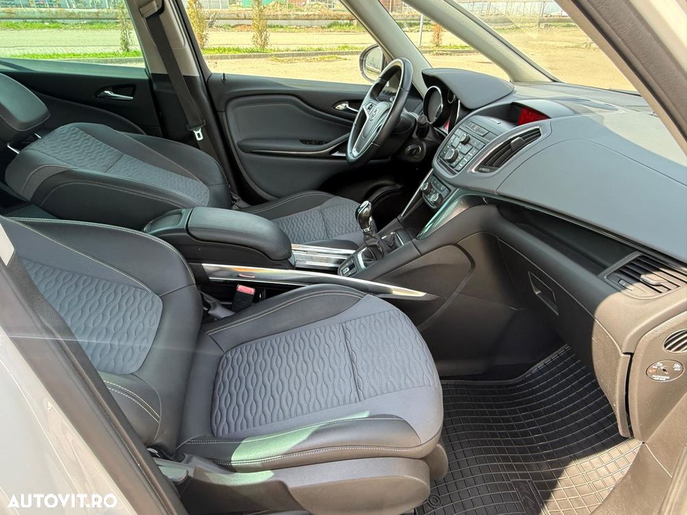 Opel Zafira Tourer 1.6 CDTI ECOFLEX Start/Stop Active - 16