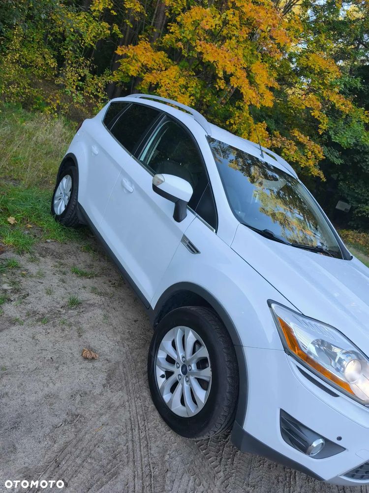 Ford Kuga 2.0 TDCi 4x4 Titanium - 2