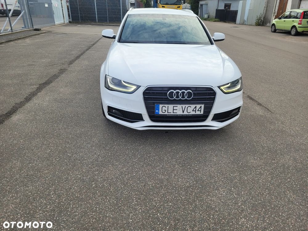 Audi A4 Avant 2014 photo 2