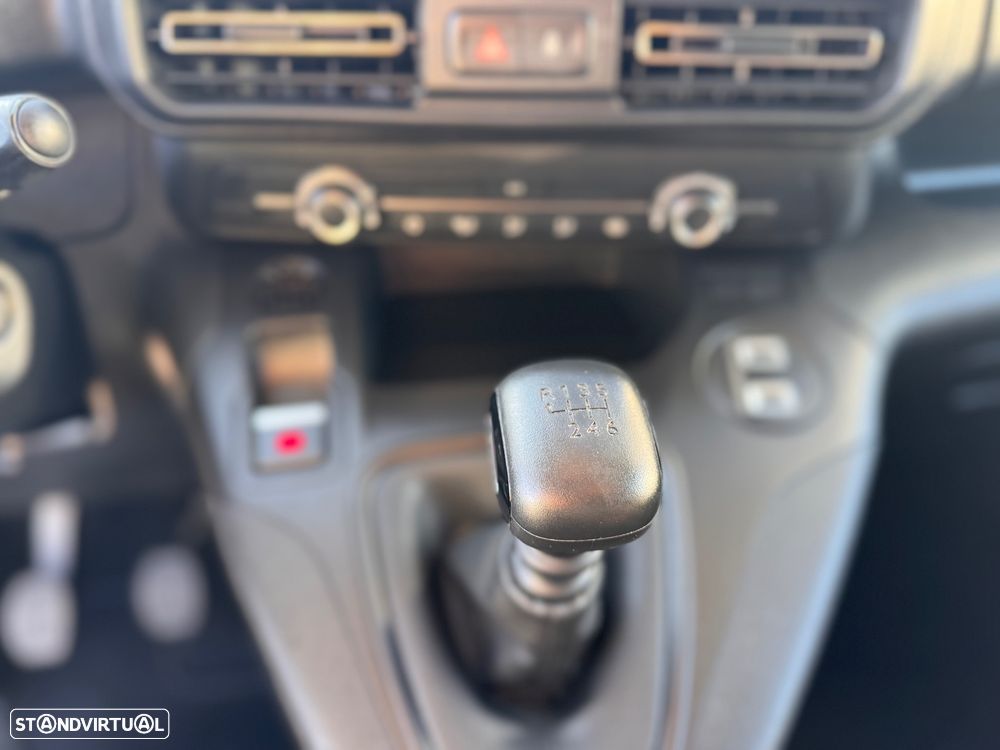 Peugeot Partner 1.5BlueHDI Longa - 23