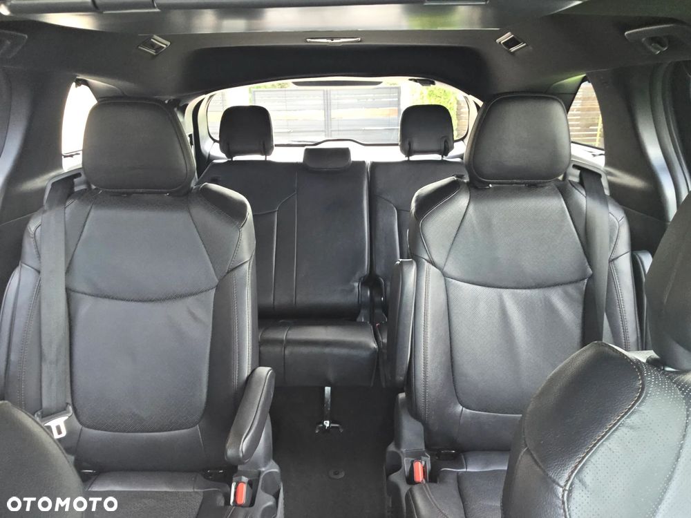 Toyota Sienna - 11