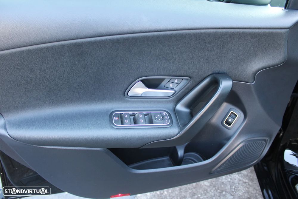 Mercedes-Benz A 250 e Style Plus - 14