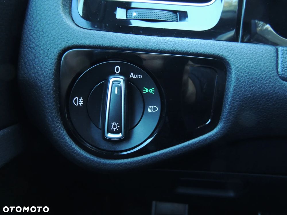 Volkswagen Golf VII 2.0 TSI BMT 4Mot R DSG - 17