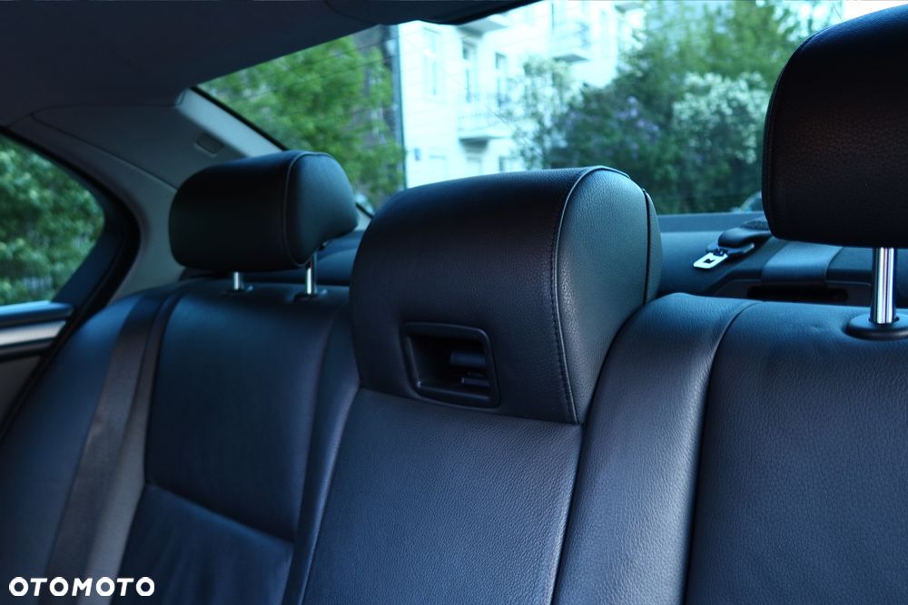BMW Seria 5 - 18