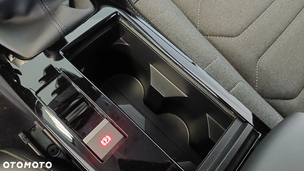 Citroën C4 1.2 PureTech Shine S&S - 31