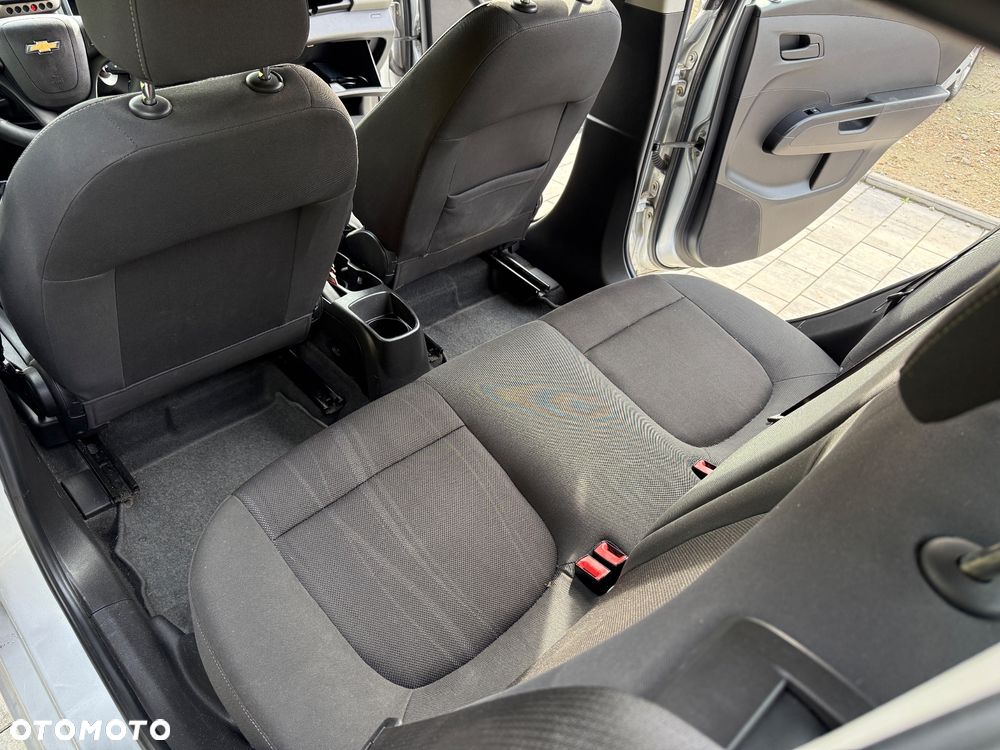 Chevrolet Aveo 1.2 LT+ - 30