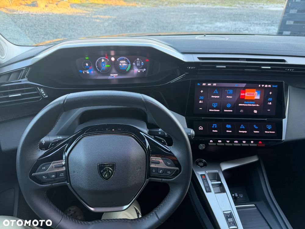 Peugeot 408 1.6 Plug-In Hybrid 225 Allure EAT8 - 24