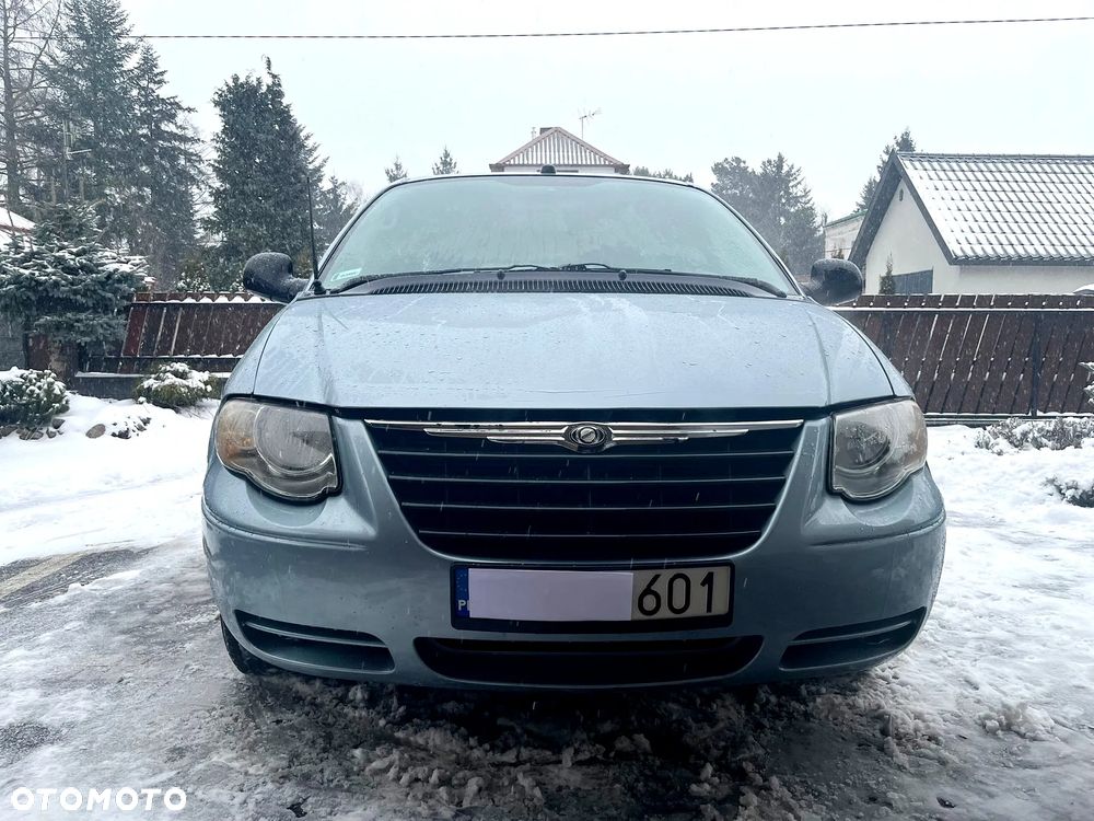 Chrysler Grand Voyager - 15