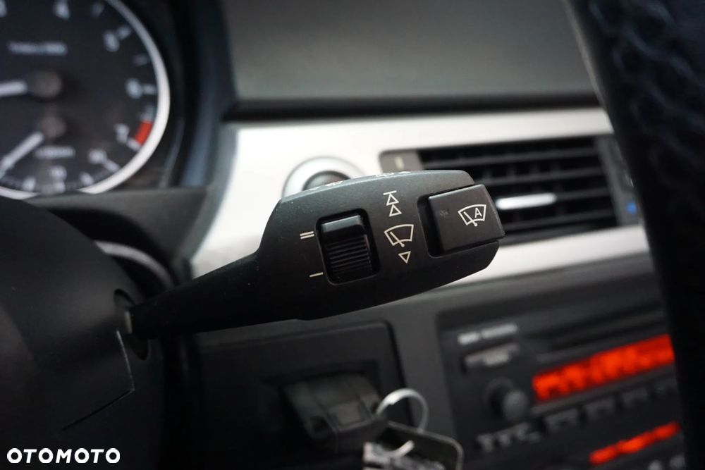 BMW Seria 3 - 33