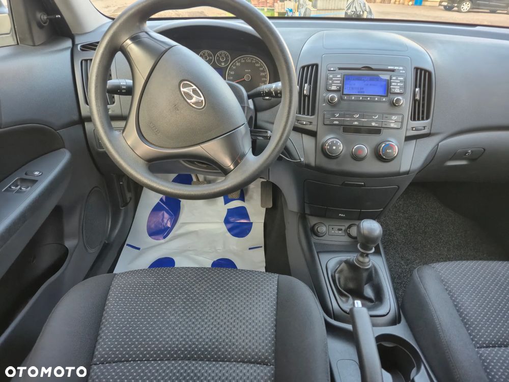 Hyundai i30 1.4 Blue Classic - 12