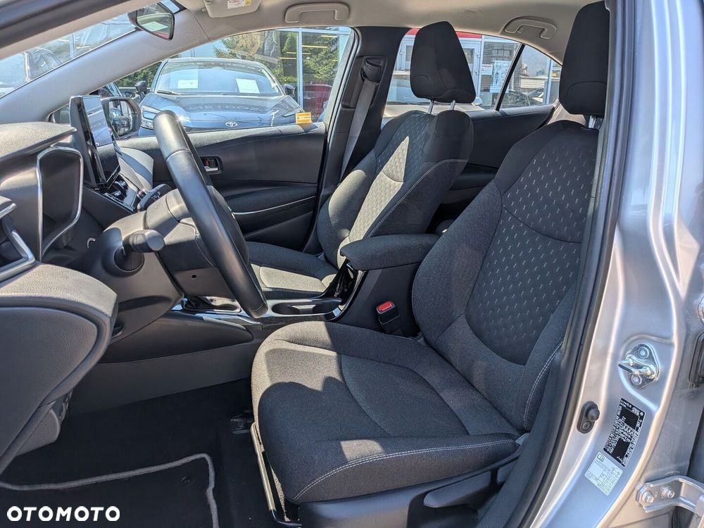 Toyota Corolla 1.8 Hybrid Comfort - 23