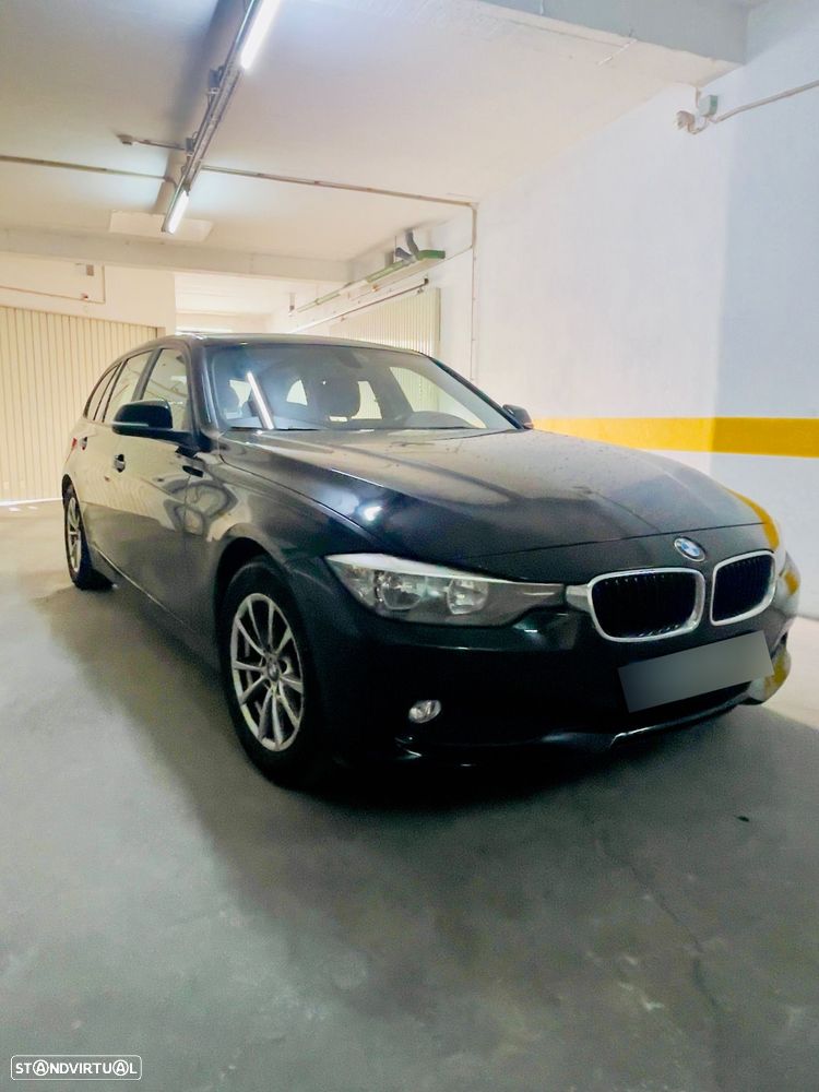BMW 318 d Auto Exclusive - 11