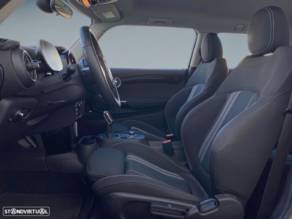 MINI 3 Portas Cooper SE Classic - 3