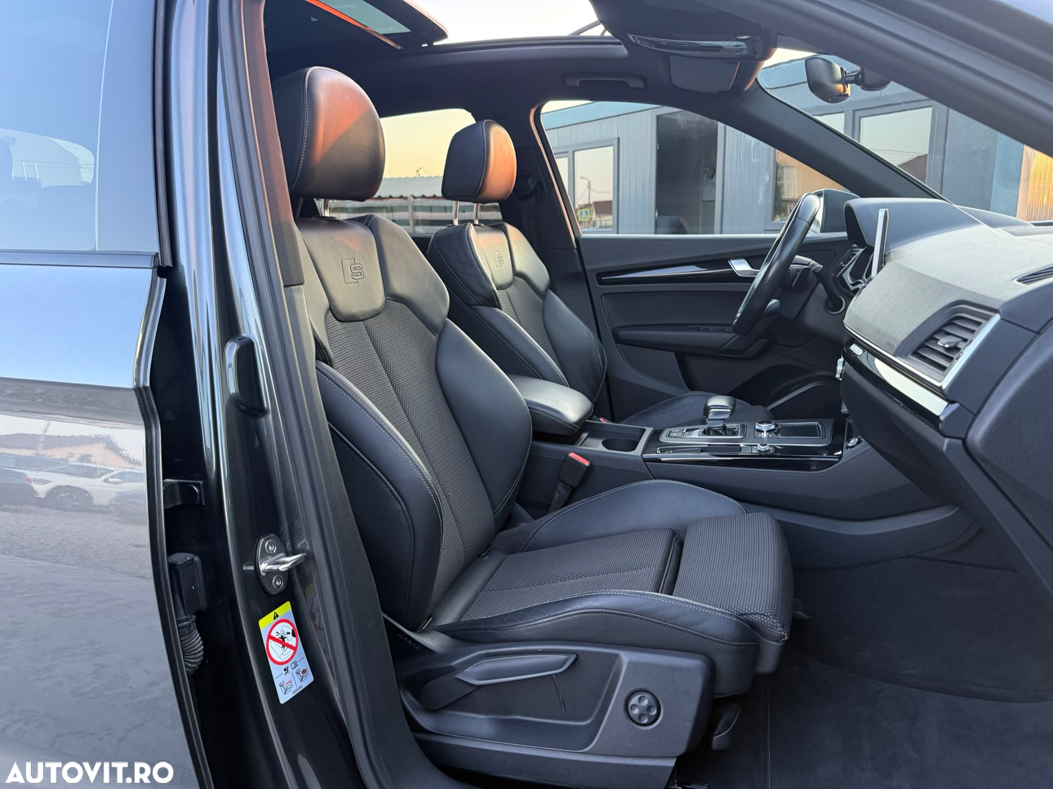 Audi Q5 2.0 40 TDI quattro S tronic Sport - 24