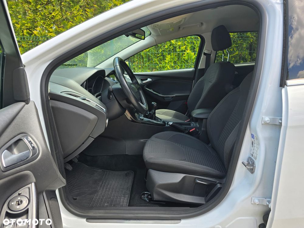 Ford Focus 1.0 EcoBoost Titanium - 21