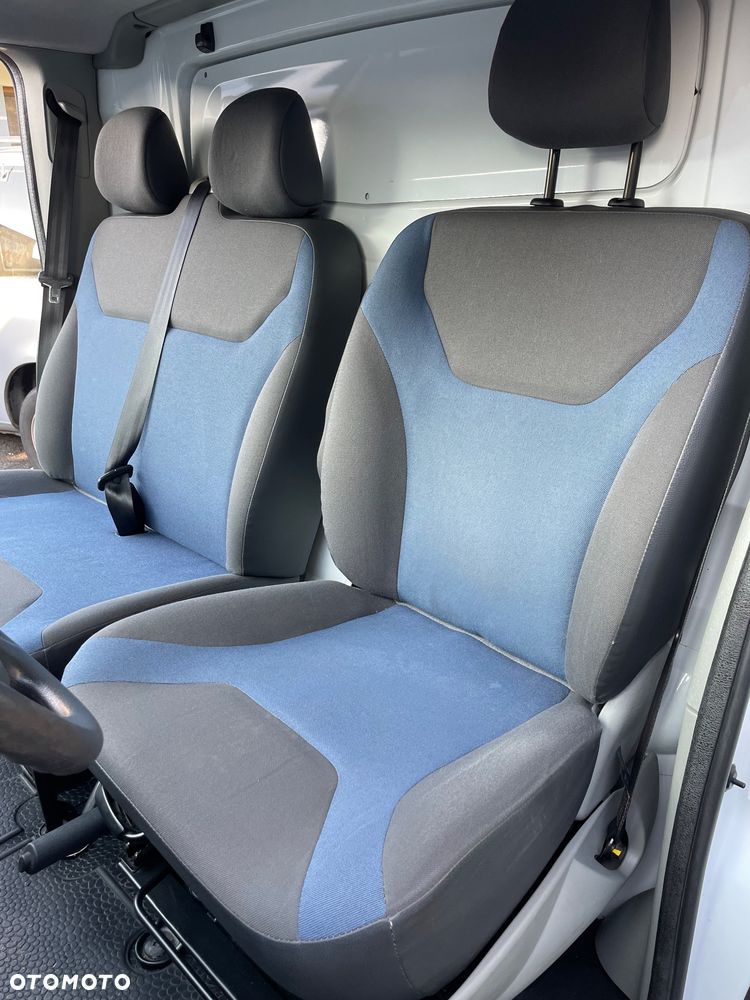 Renault Trafic - 18