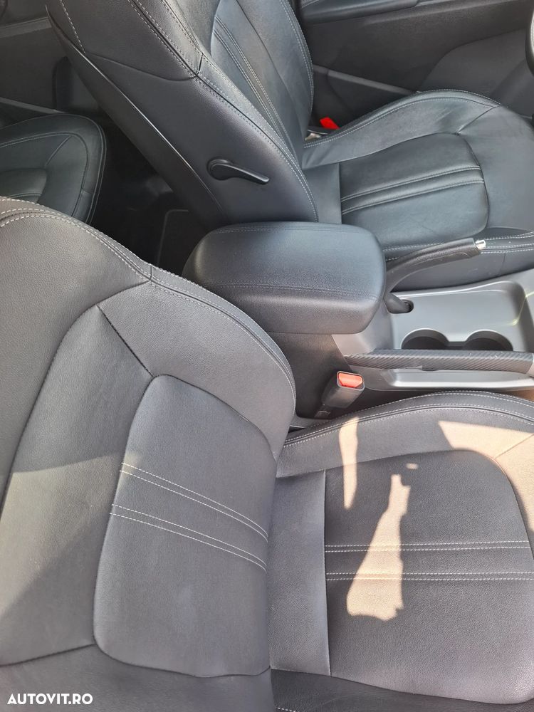 Kia Sportage 1.7 CRDI 2WD ISG Dream-Team Edition - 15