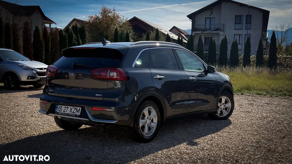 Kia Niro 1.6 GDI HEV 2WD OPF Aut. Edition 7 - 9