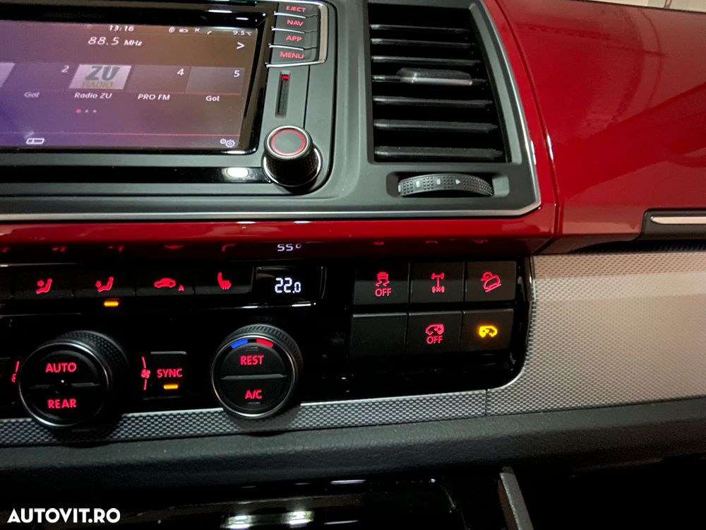 Volkswagen Caravelle T6 2.0 TDI LR Highline DSG 4M - 31