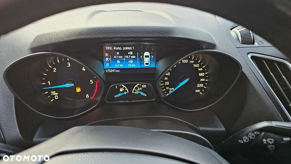 Ford Grand C-MAX - 18