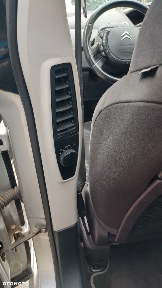 Citroën C4 Picasso 2.0 HDi Equilibre Exclusive Navi MCP - 20