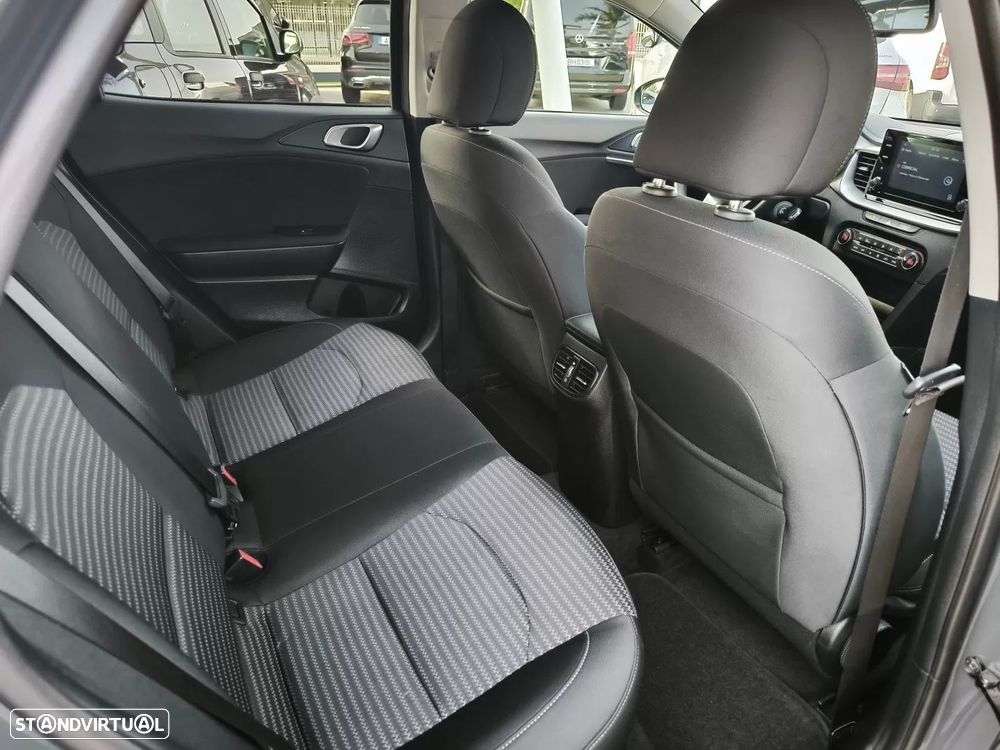 Kia XCeed 1.0 T-GDI Drive - 30