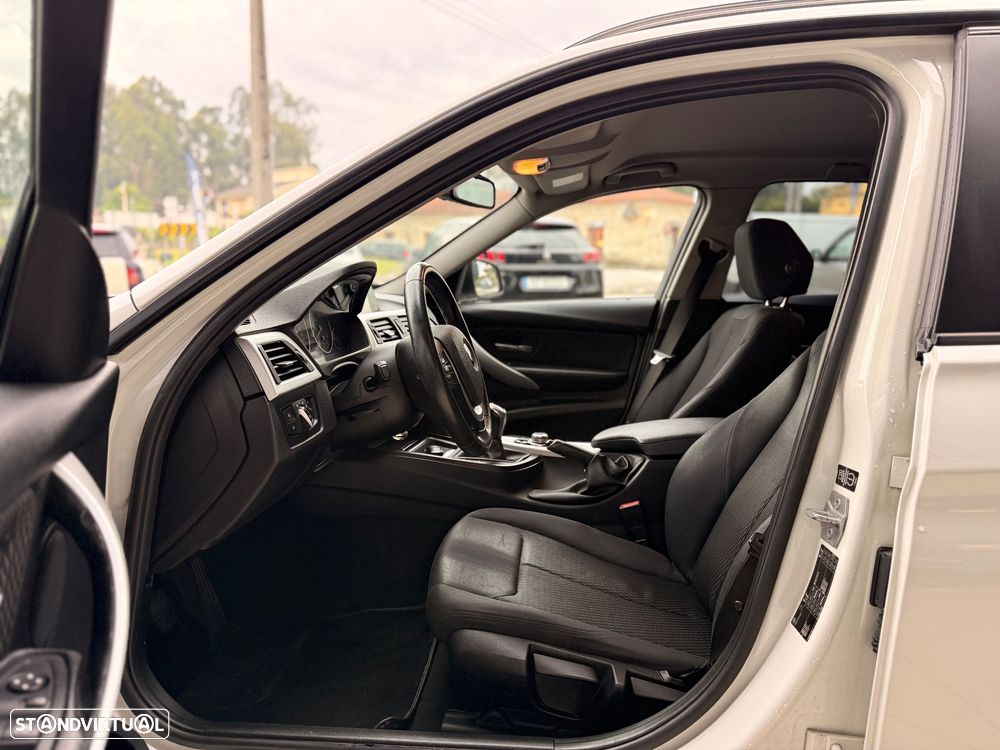 BMW 320 d Line Modern - 7