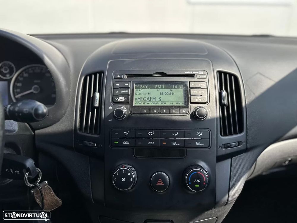 Hyundai i30 1.4 CVVT Blue Comfort - 19