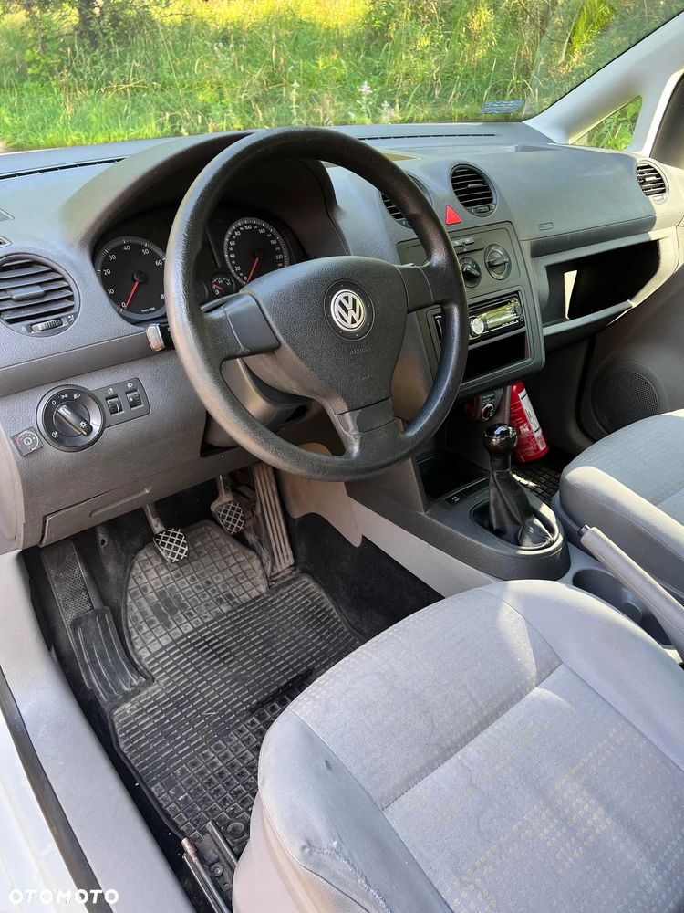 Volkswagen Caddy - 22